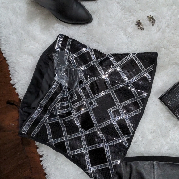 Glamorous Sequin Bustier - Picture 3 of 5